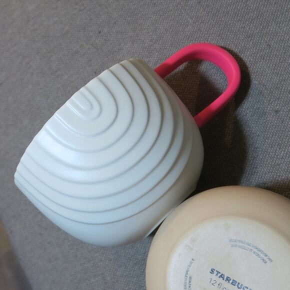 Starbucks Pair 2 Mugs White Rainbow Valentine Terracotta Yellow Blue Speckled - Picture 6 of 11